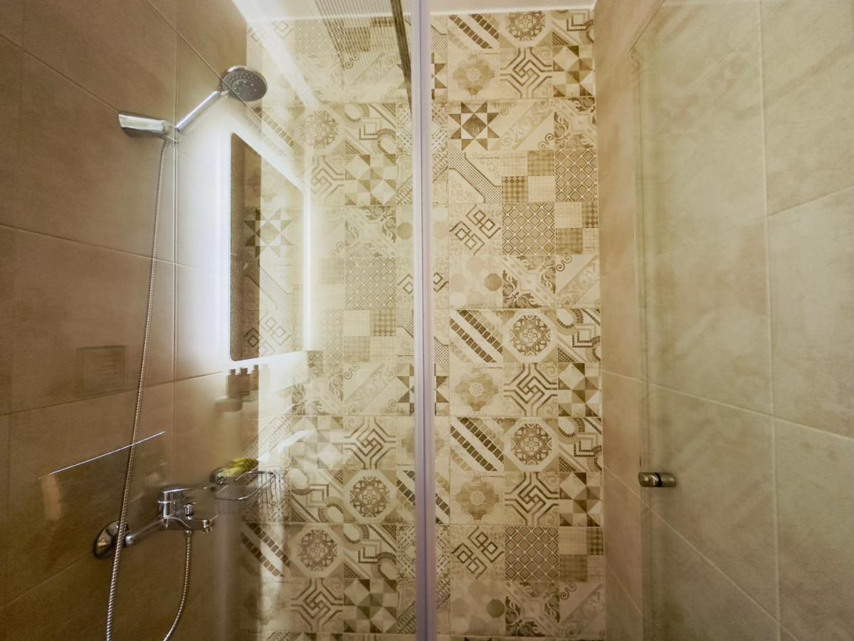 Yulia Luxury Apartments Uranúpoli Kültér fotó